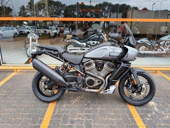 HARLEY-DAVIDSON PAN AMERICA 1250 S 